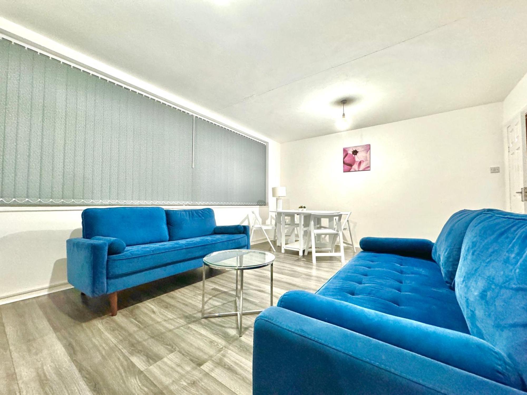 Rusholme Apartment - Sleeps 4 Manchester Luaran gambar